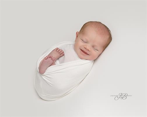newborn baby photographer Newport